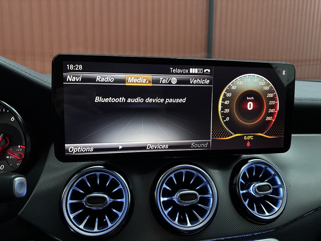Mercedes-Benz CLA200 200 7G-DCT Urban Line Bkam Pano Skinn Navi Drag Ambligh