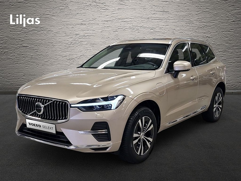 Volvo XC60 Recharge T6 AWD Core Edition//Long Range//