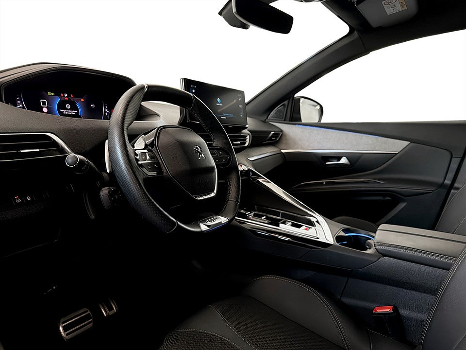 Bild på Peugeot 3008 GT 1.2 PT 130hk Aut B-KAMERA CARPLAY