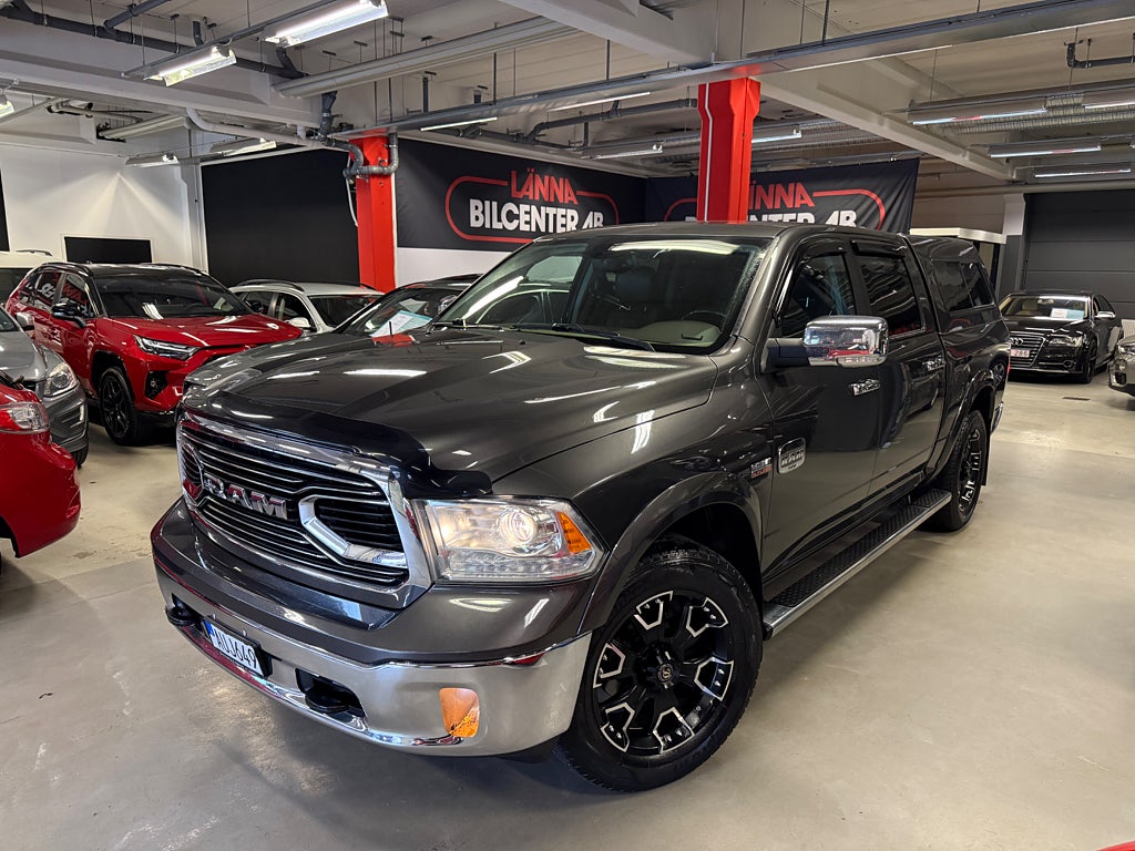 RAM 1500 5.7 V8 HEMI 4x4 LongHorn Luft Drag Skinn Alpine MOMS
