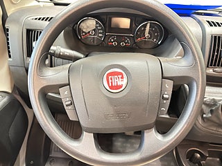 Husbil-halvintegrerad Knaus LIVE TI 650 MF 13 av 24