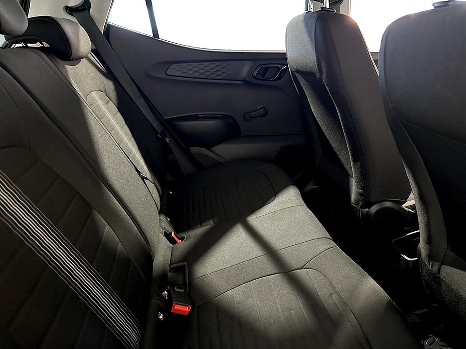 Bild på Hyundai i10 Essential 1.0 blue 67hk RATTVÄRME 