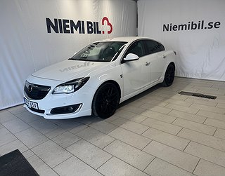Opel Insignia 2.0 CDTI 4x4 Business Drag/Rattvärme/Navi/S&V