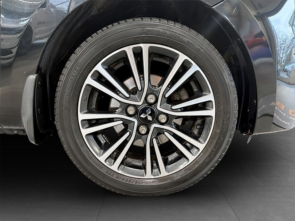 Bild på Mitsubishi Space Star 1.2 MIVEC ClearTec 80hk - FARTHÅLLARE