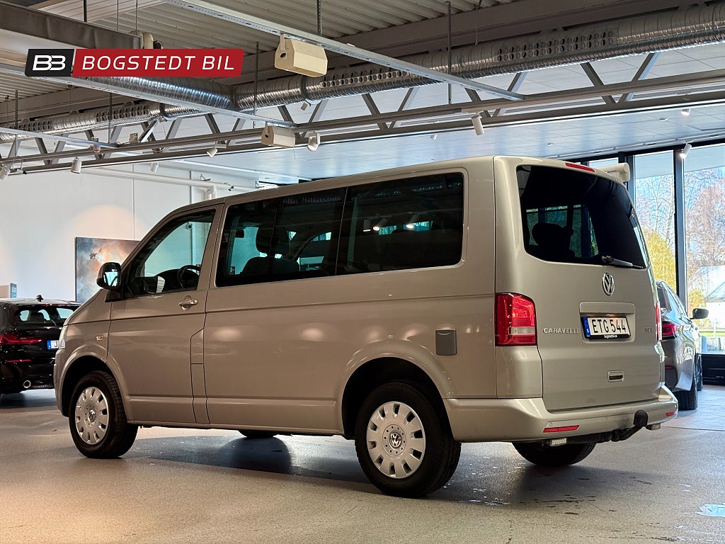 Volkswagen Caravelle 2.0 TDI 140hk Comfortline |Drag|8-sits|Värmare|Nyserva