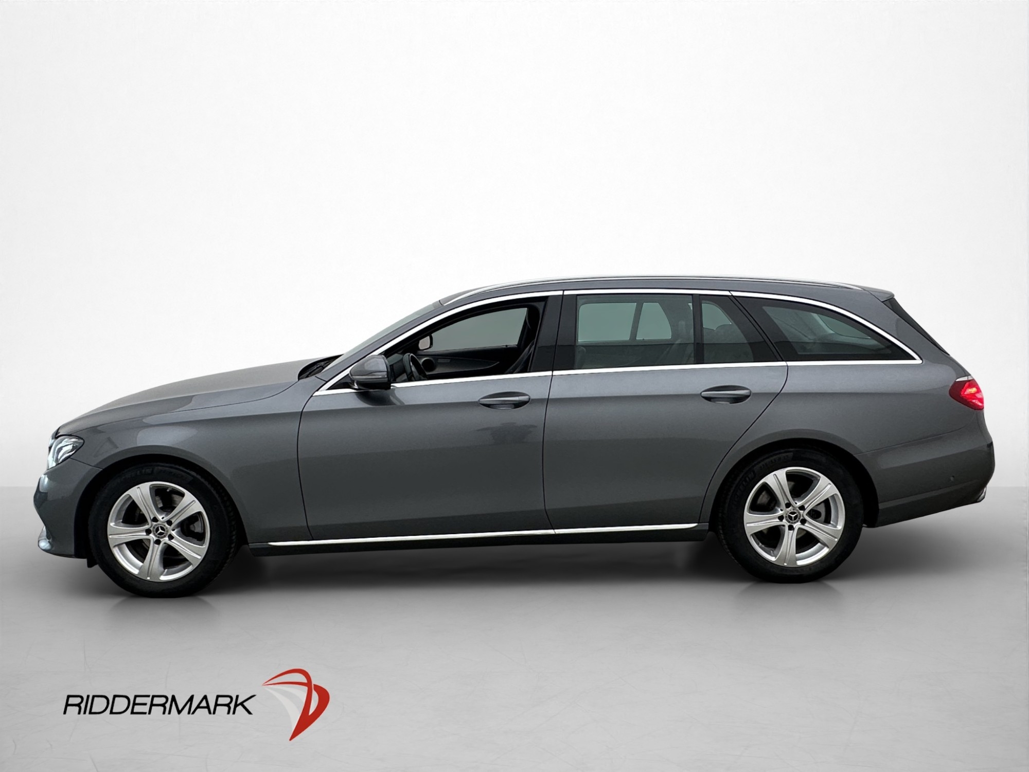 Mercedes-Benz E 200 T d 150hk Avantgarde 2018, bild 4/54