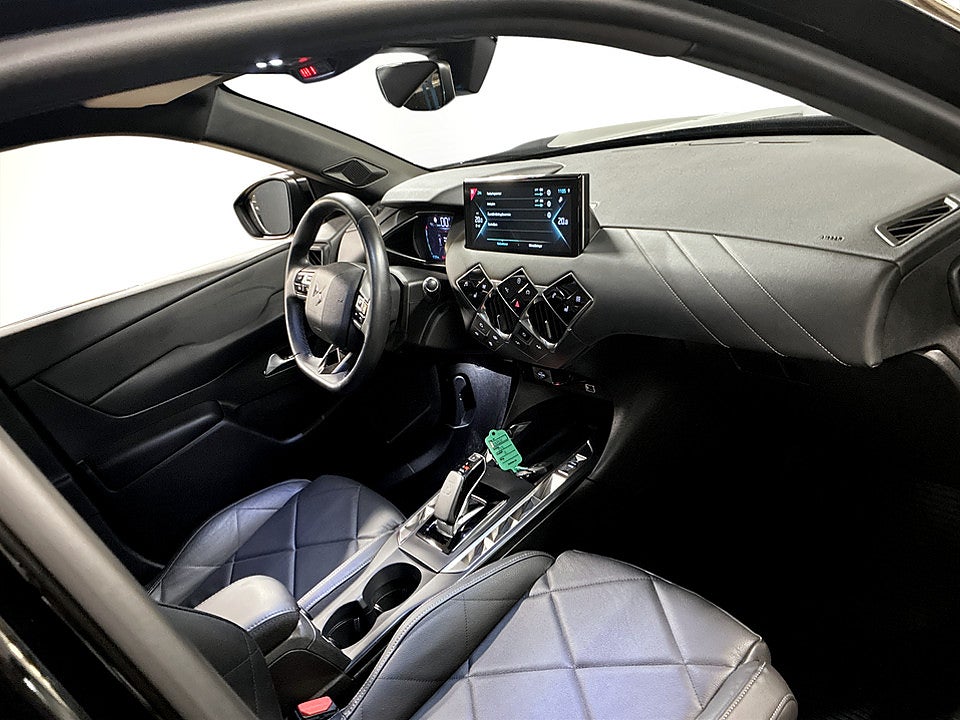 Bild på DS 3 Crossback E-TENSE Exclusive 136hk Aut - HELSKINN, GPS