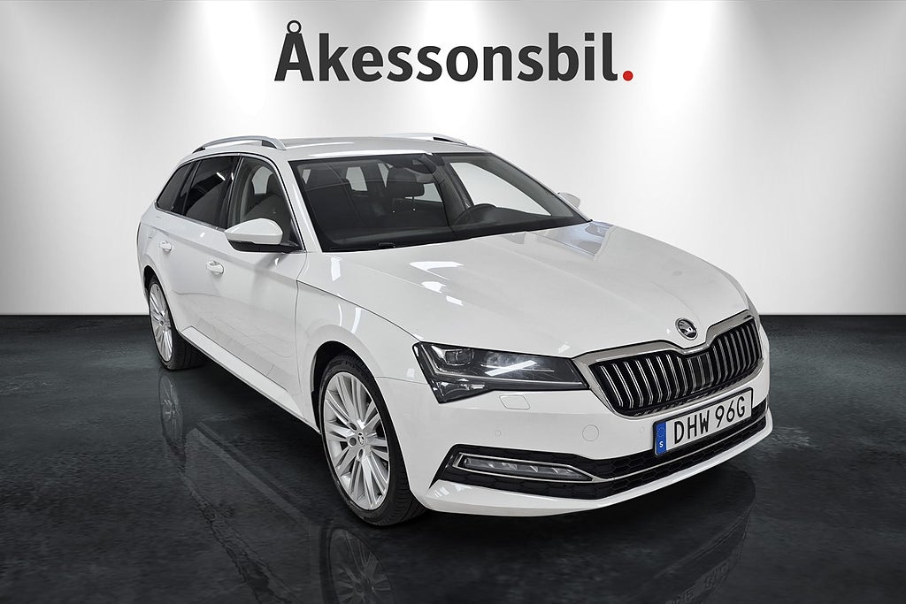 Skoda Superb Kombi 2.0 TDI 4x4 200hk KAMPANJ 4,95%