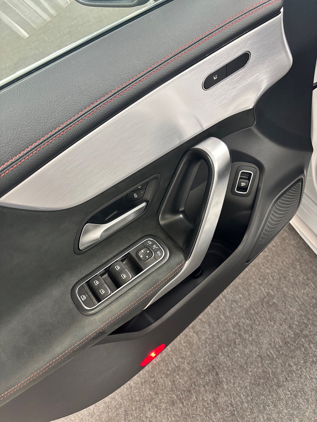 Mercedes-Benz CLA200 d 2021 - miniatyr 8