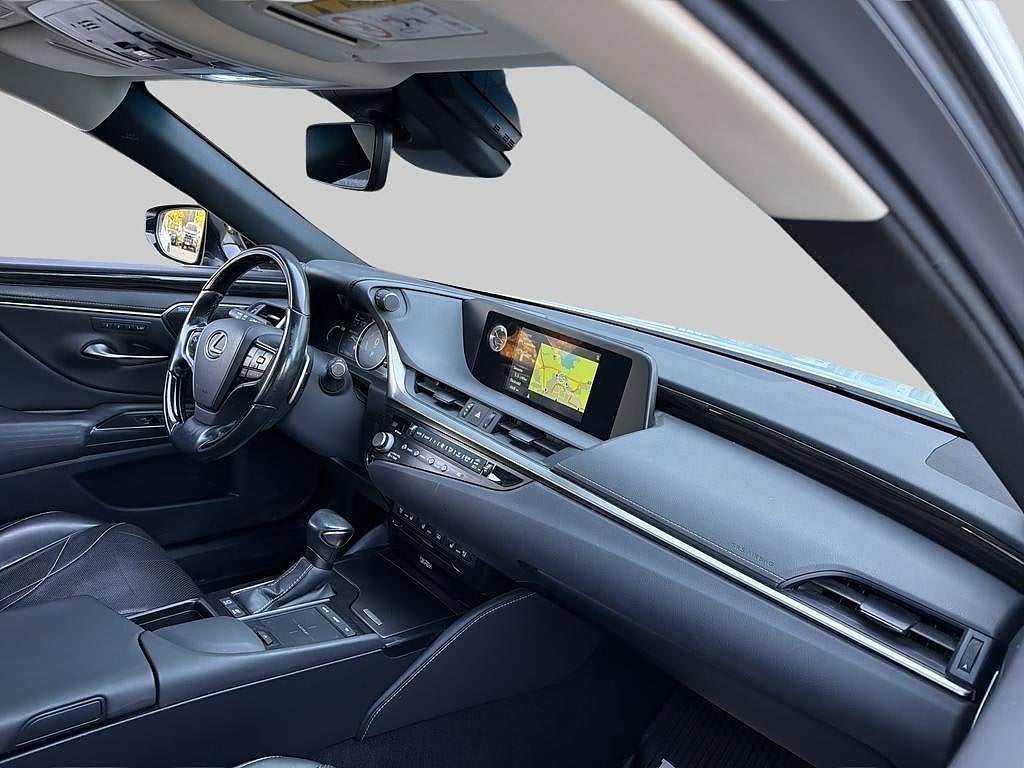 Lexus ES300h 2021 - miniatyr 6