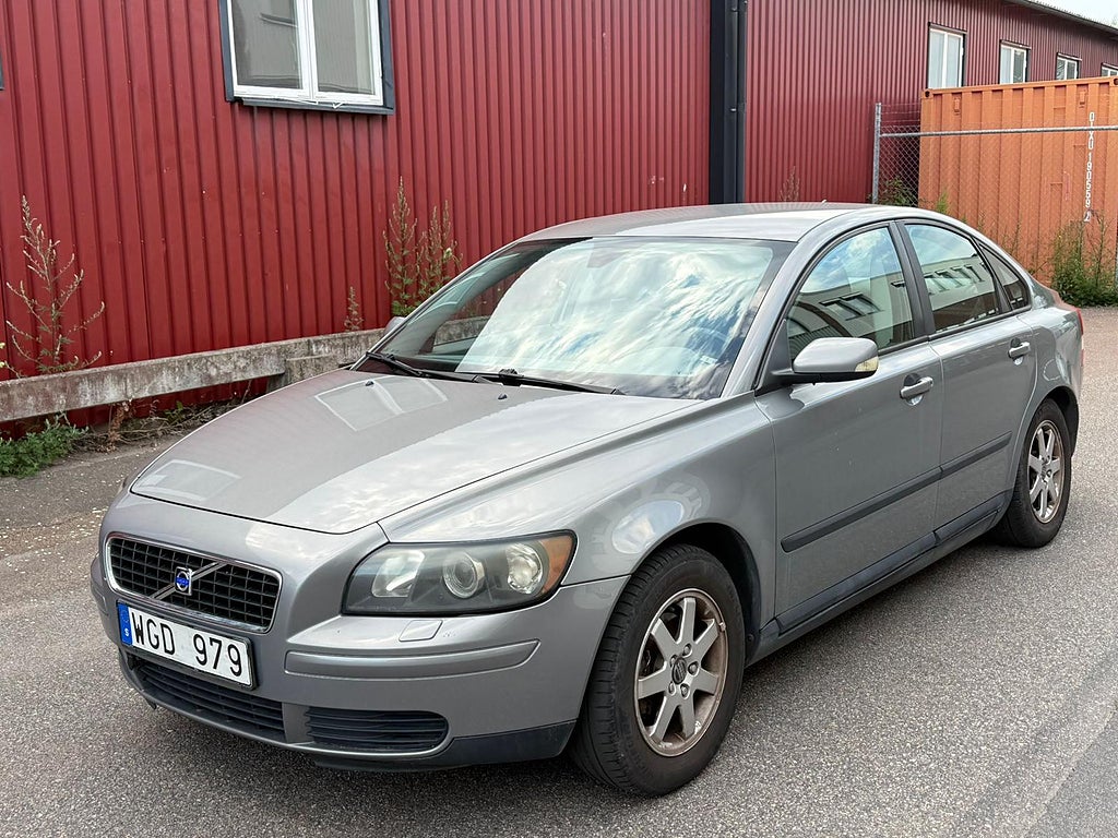 Volvo S40 1.8 Kamkedja 18.000mil (Reparation objekt)