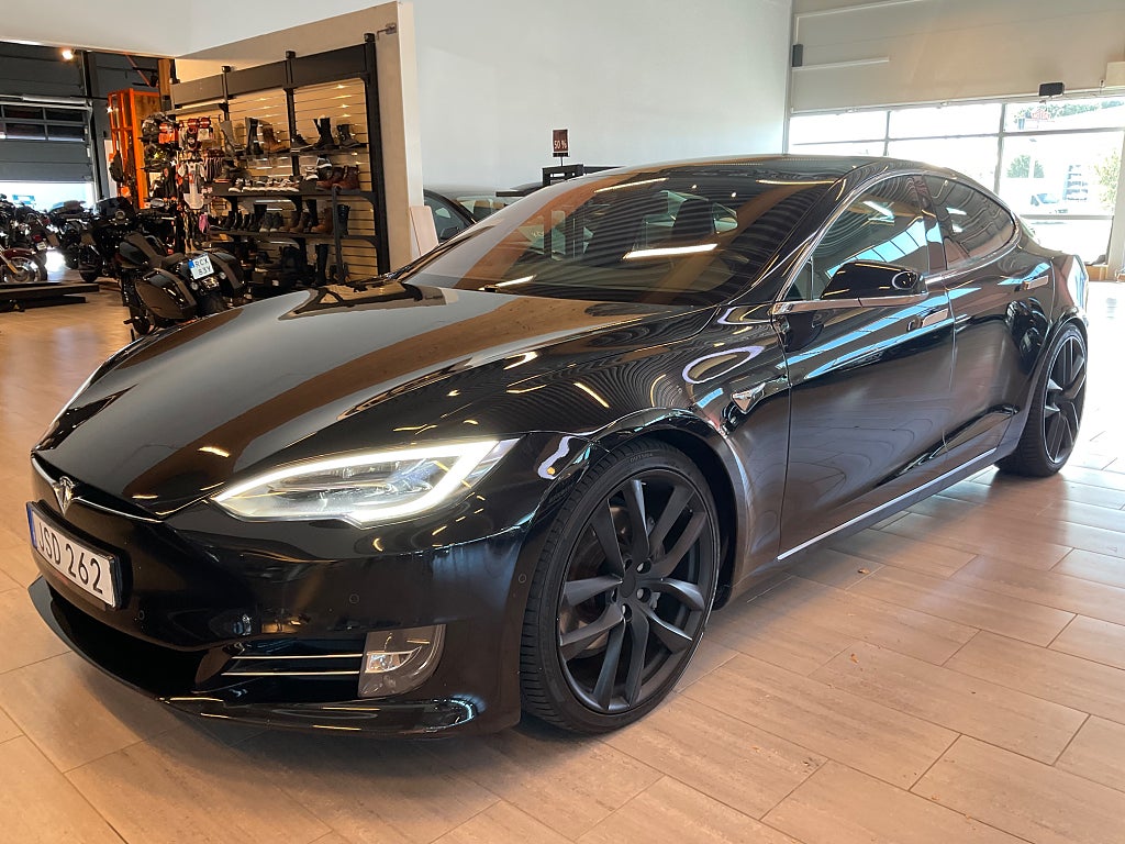 Tesla Model S 100D CCS Glastak Backkamera 