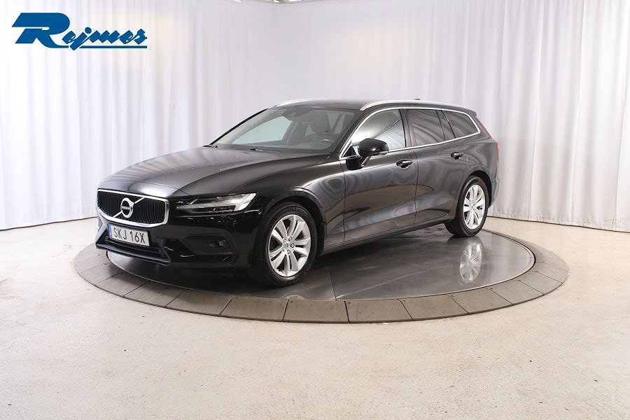 Volvo V60 B4 Diesel Momentum Advanced SE