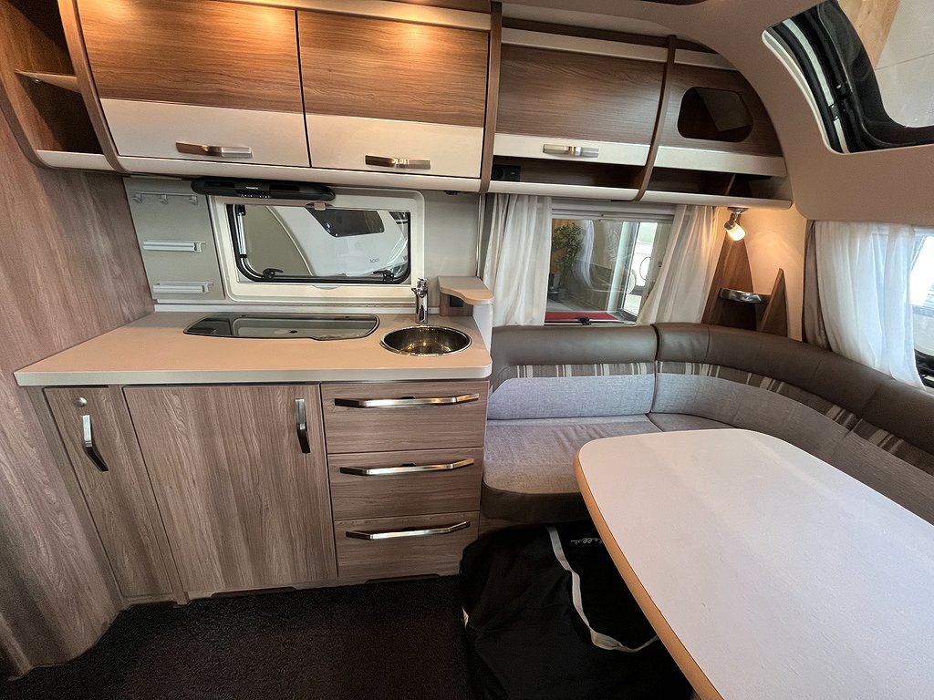 Knaus Scandinavian 590 UK /AC/Förtält/Mover/Barnkammare/Markis - Knaus