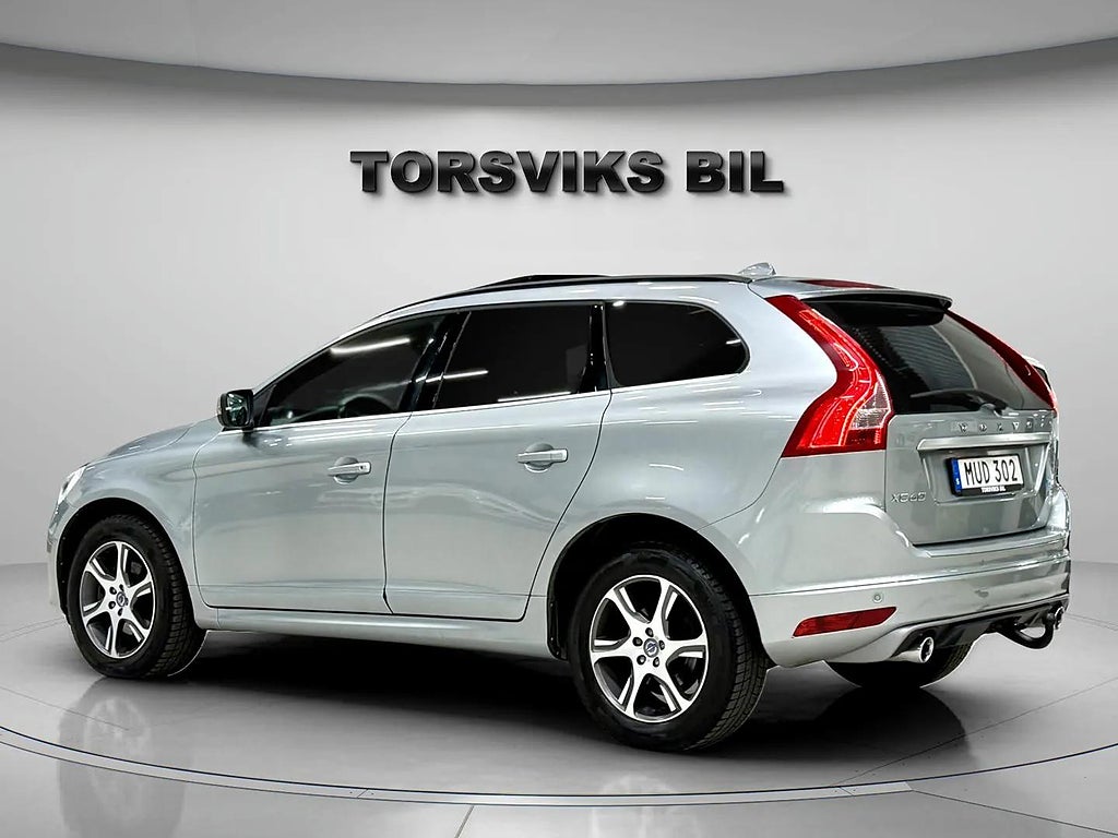 Volvo XC60 D4 Polestar Optimisation AWD Geartronic R-Design 220hk - miniatyr 4