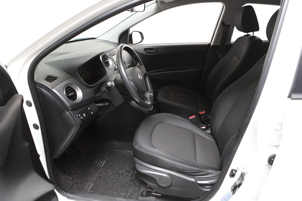 Hyundai i10 1,0 blue 67hk Comfort 5-D Nyservad 2019