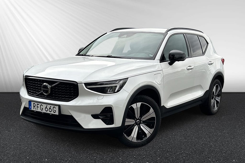 Volvo XC40 Recharge T4 Plus Dark BLIS H/K B-Kamera