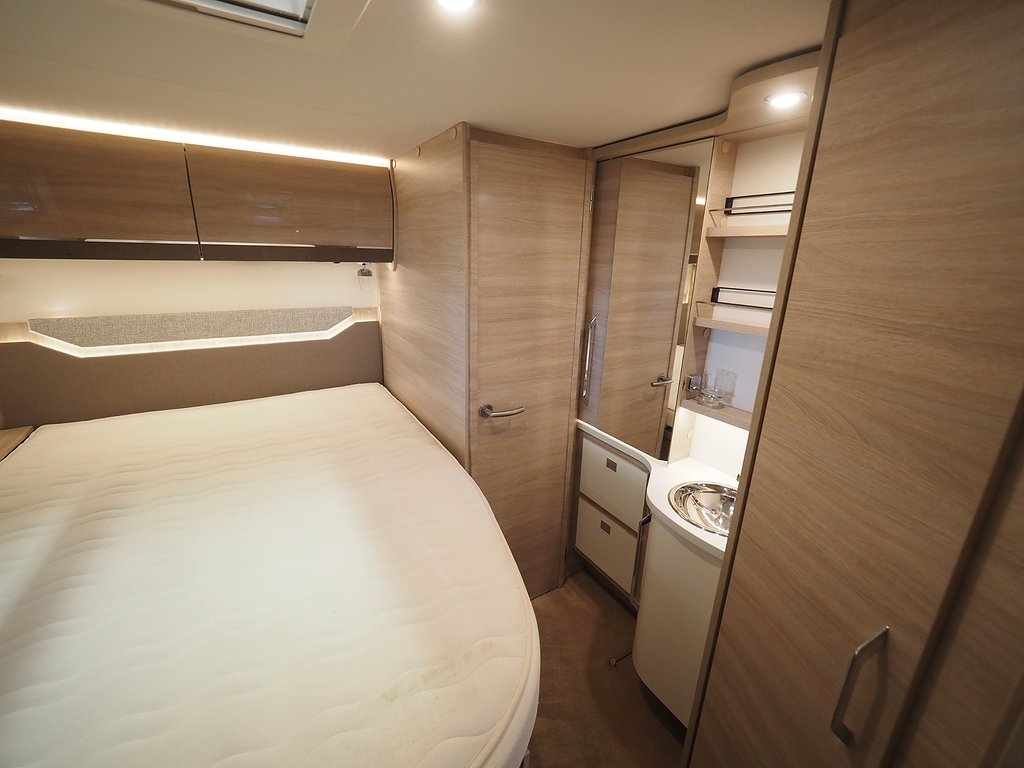 Rapido 856 F Markis Cykelställ Aut 3500kg 2021