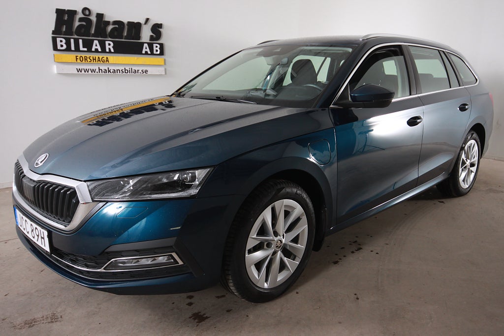 Skoda Octavia Kombi iV Style | PlugIn | Automat |  204Hk 