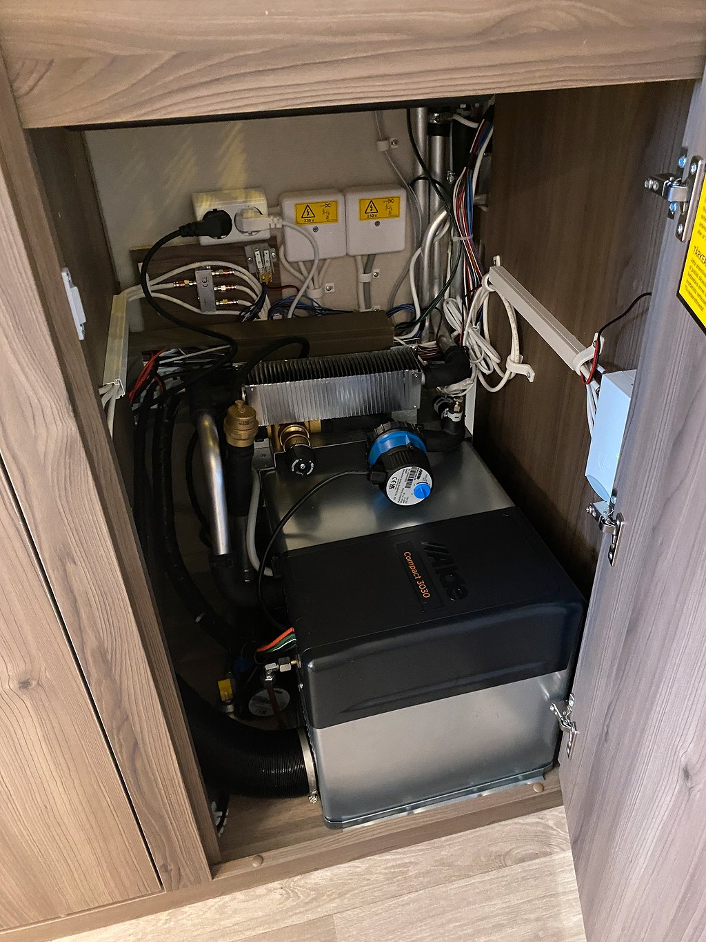 Kabe Briljant XL KS / ALDE / B-körkort / Året runt / Golvvärme - Kabe