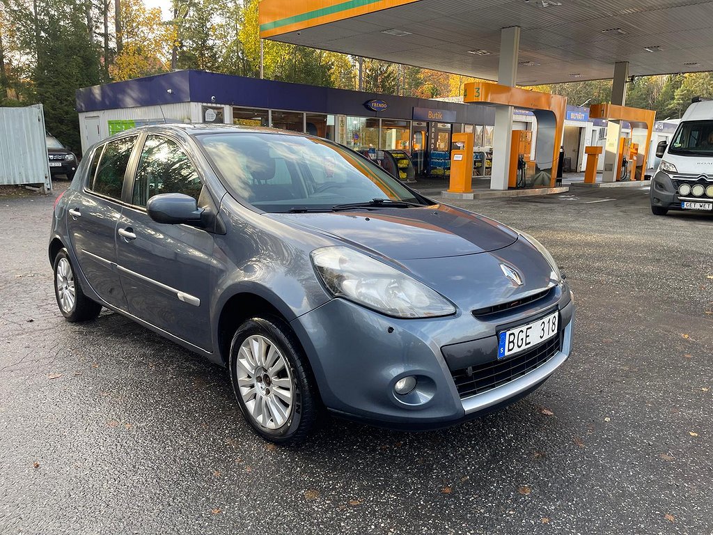 Renault Clio 5-dörrars Halvkombi 1.2 E85 Euro 5