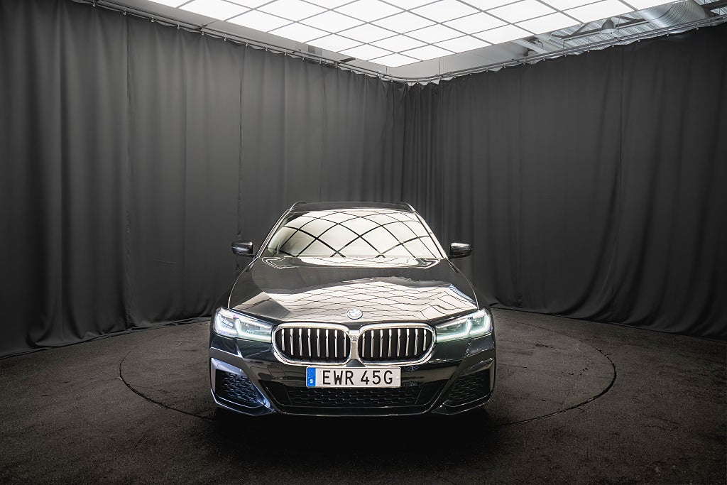 BMW 530e xDrive M Sport DAKOTA LÄDER DRAG HUD ADAPTIV-LED MOMS