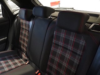 Halvkombi Volkswagen Polo 16 av 21