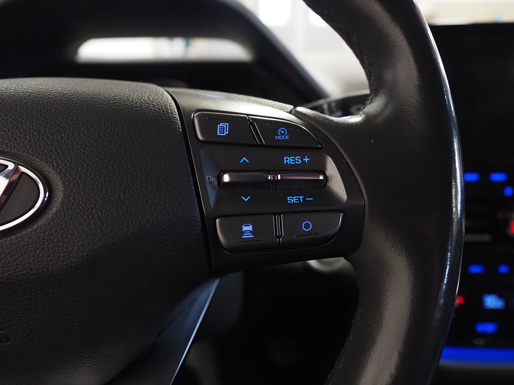 Hyundai IONIQ Electric 38.3 kWh Premium Plus Skinn Kamera GPS El-stol 2020