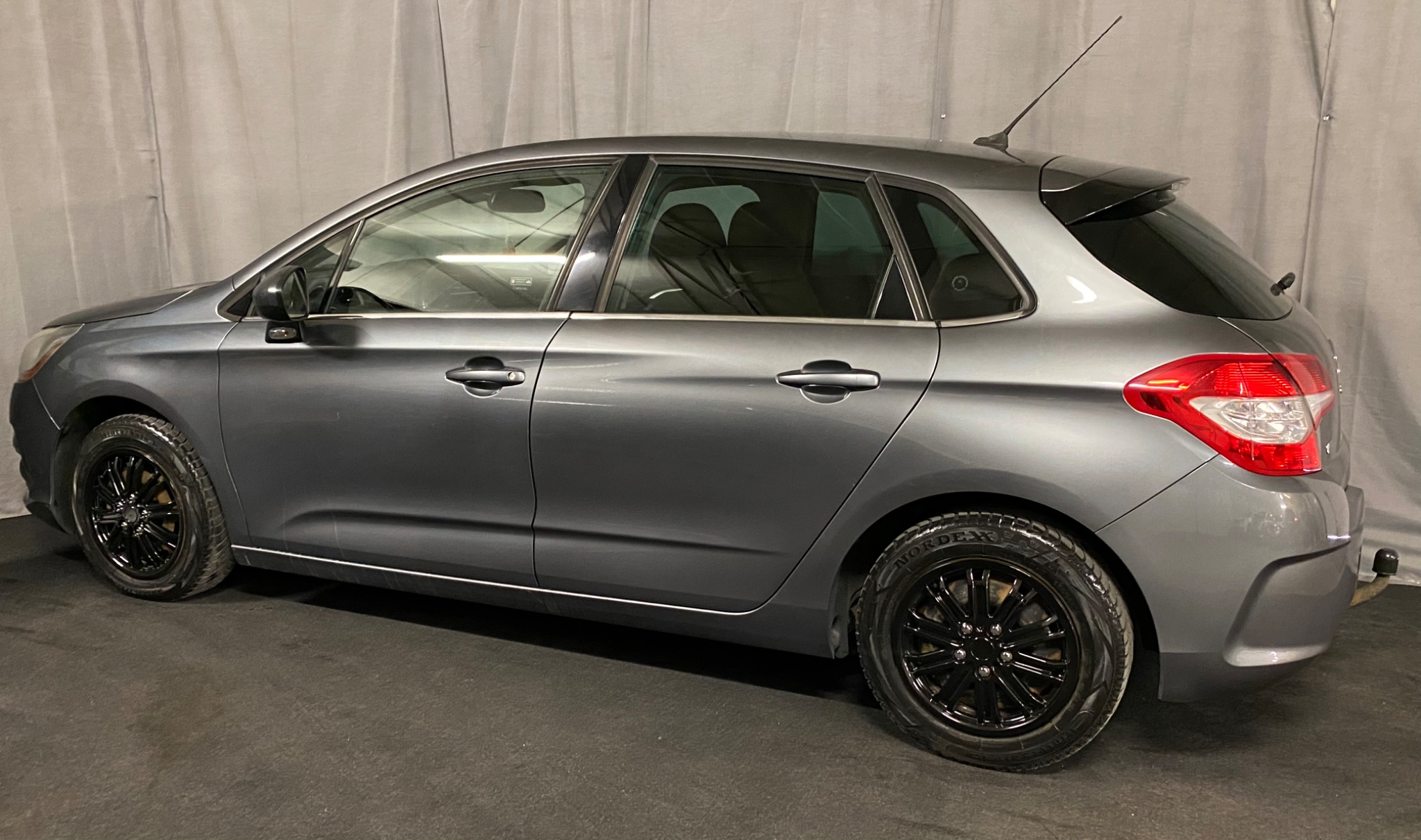 Citroen C4 2013, photo 6/46