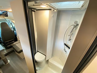 Husbil-halvintegrerad Adria COMPACT SELECT DL 19 av 24