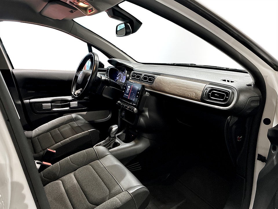 Bild på Citroen C3 Shine 1,2 PT 110hk Aut BACKSENSORER