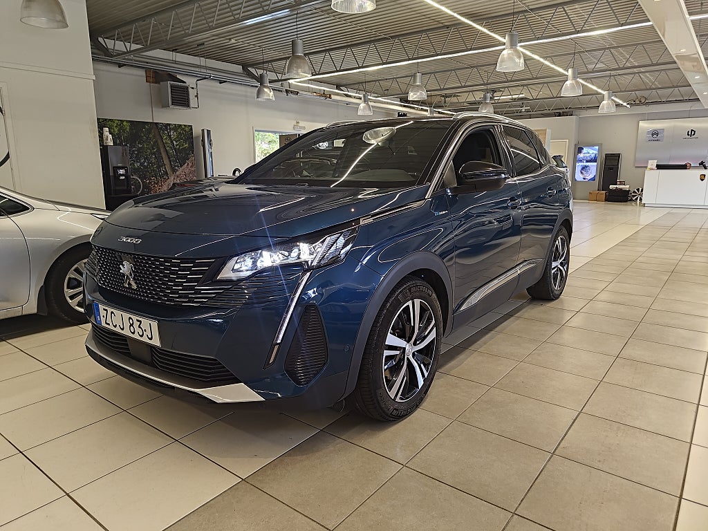 Peugeot 3008 HYBRID4 300hk AWD Ultimate, mörkerkamera