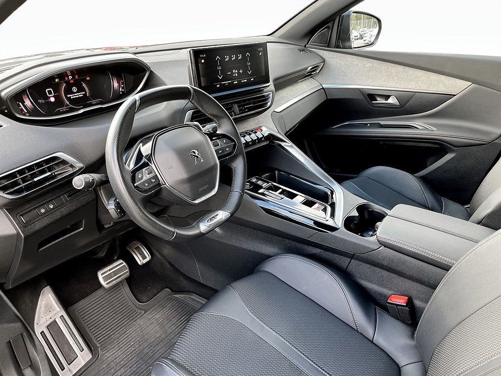 Bild på Peugeot 3008 GT 1.2 PT 130hk Aut - B-KAMERA, CARPLAY