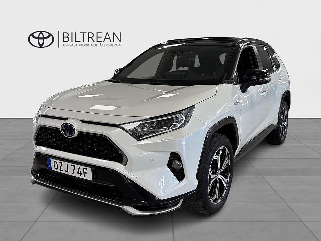 Toyota RAV4 Laddhybrid Style Premiumpaket JBL Panorama Vinterhjul