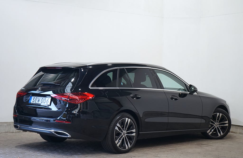 Mercedes-Benz C 300 T e 9G-T Avantgarde B-kamera Navi 313hk