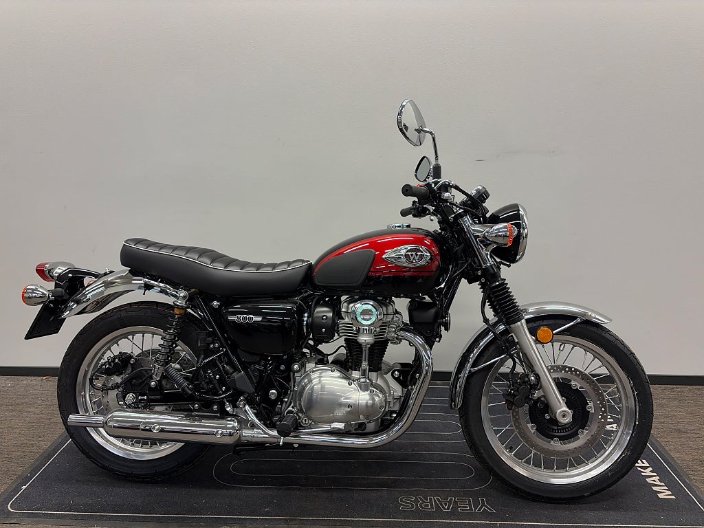 Kawasaki W800 