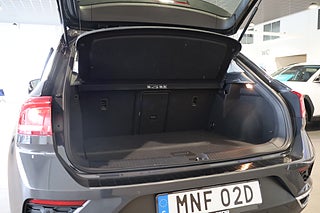 SUV Volkswagen T-Roc 28 av 28
