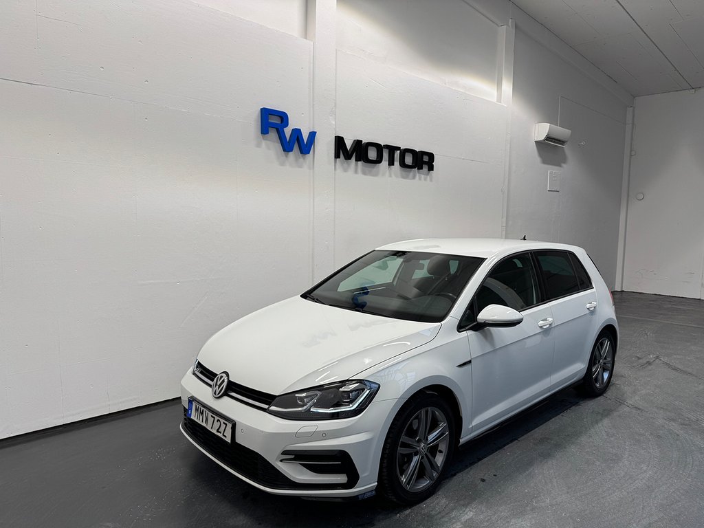 Volkswagen Golf 1.5 TSI 150hk R-line P-värm CarPlay Cockpit