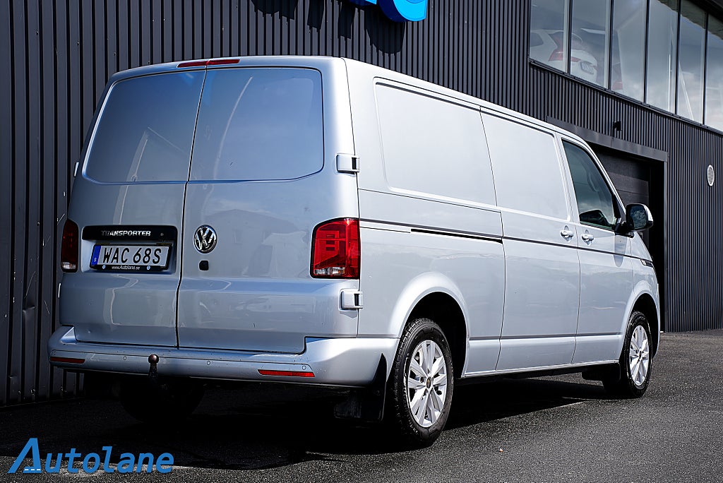Volkswagen Transporter T30 2.0 TDI DSG, Backamera, Värmare, Drag, MOMS 150h