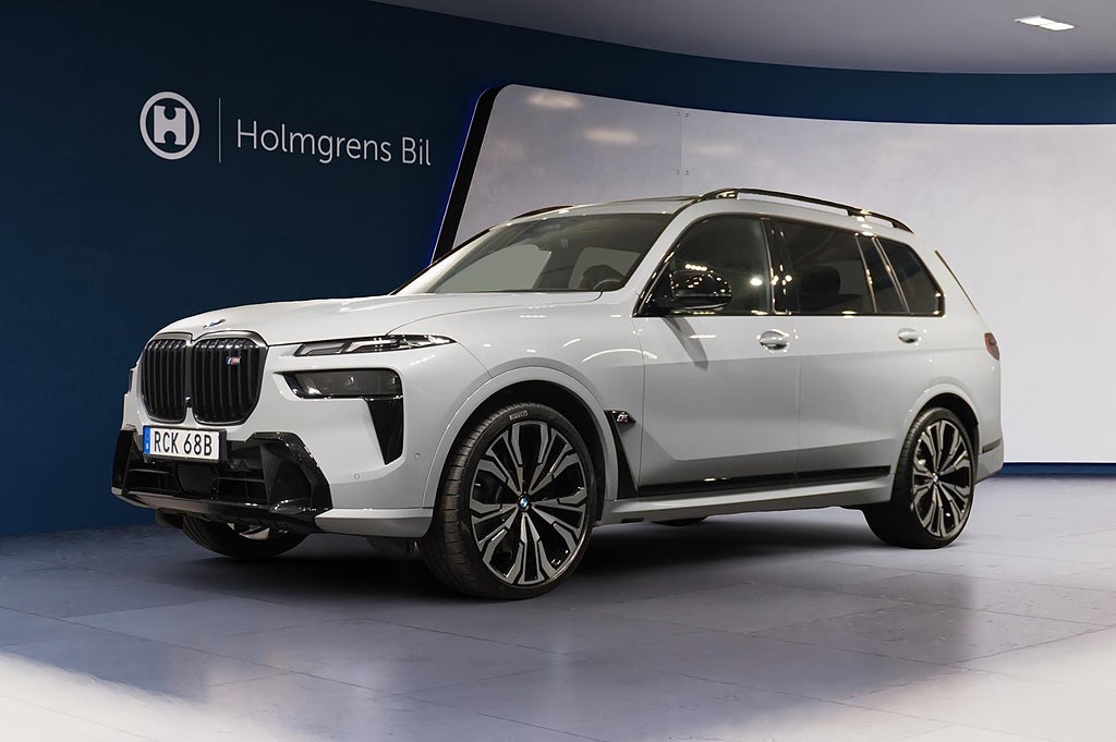 BMW X7 M60i xDrive M Sport Pro Drag DA Pro B W