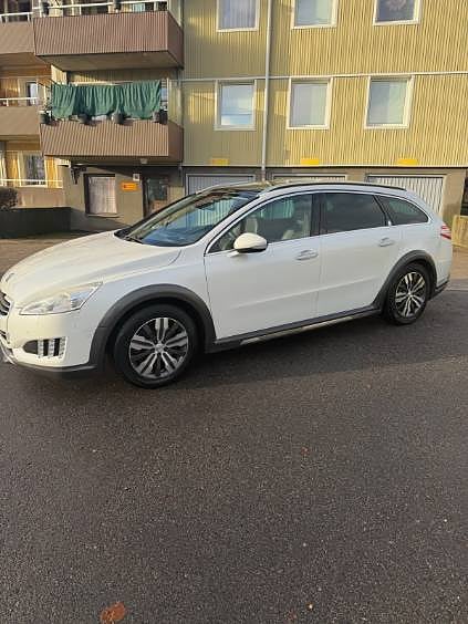 Peugeot 508 RXH 2.0 HDi FAP EGS 