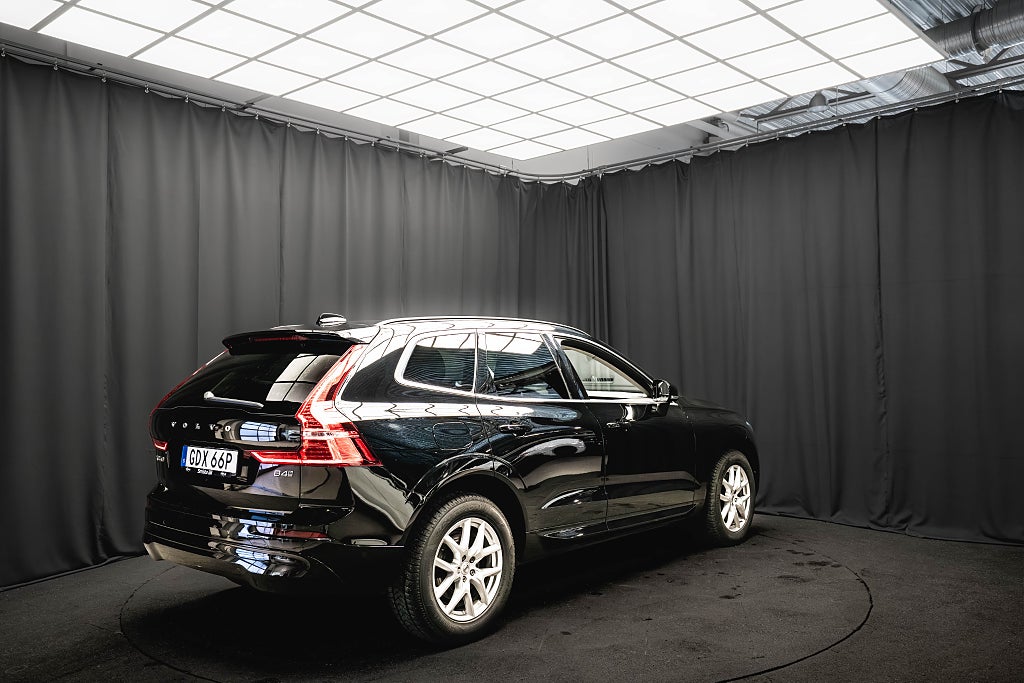 Volvo XC60 B4 AWD DRAG KAMERA D-VÄRMARE CARPLAY GOOGLE MOMS 197hk