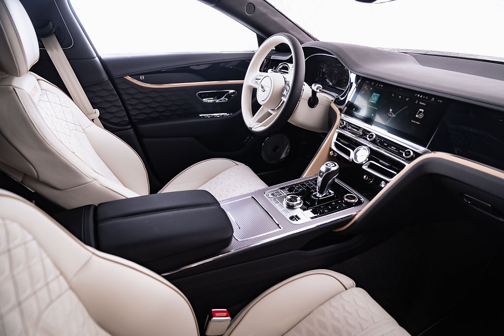 Gallery image 14 of 28