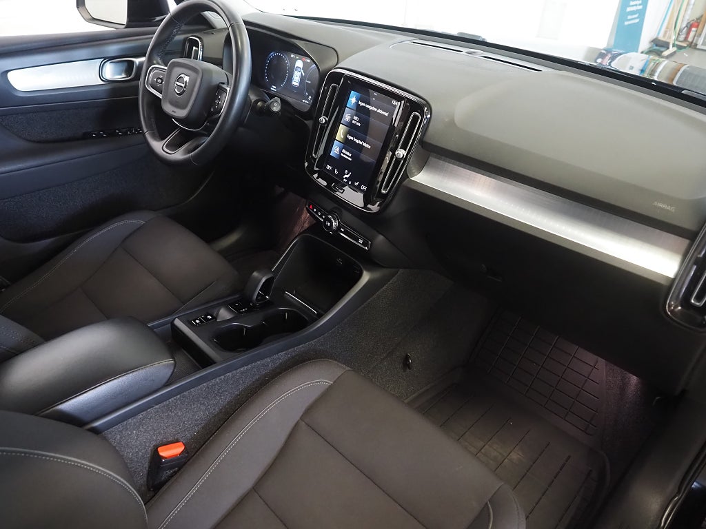 Volvo XC40 Recharge T4 DCT Inscription Expression Kamera ACC 2022