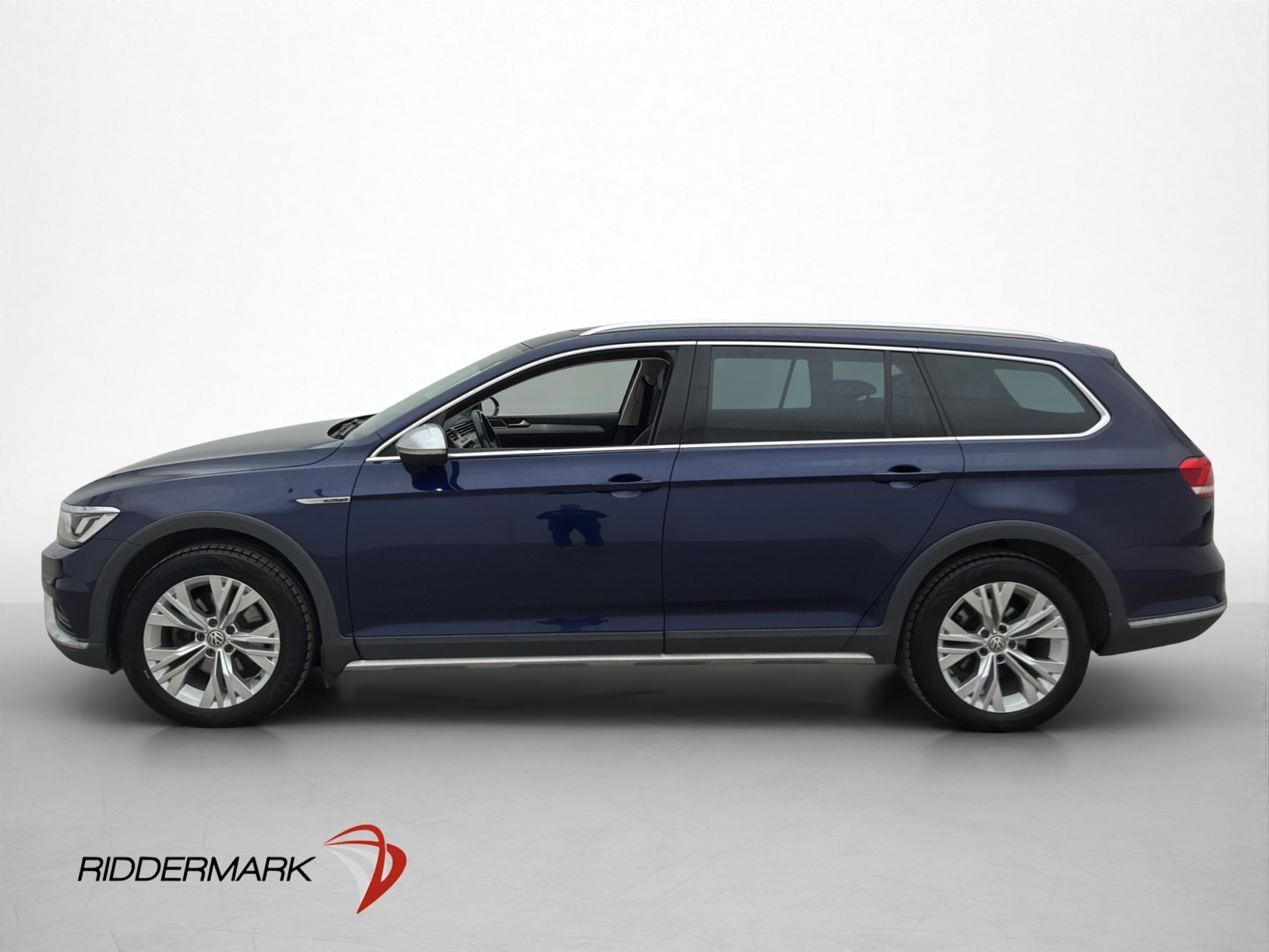 Volkswagen Passat 2018, photo 5/10