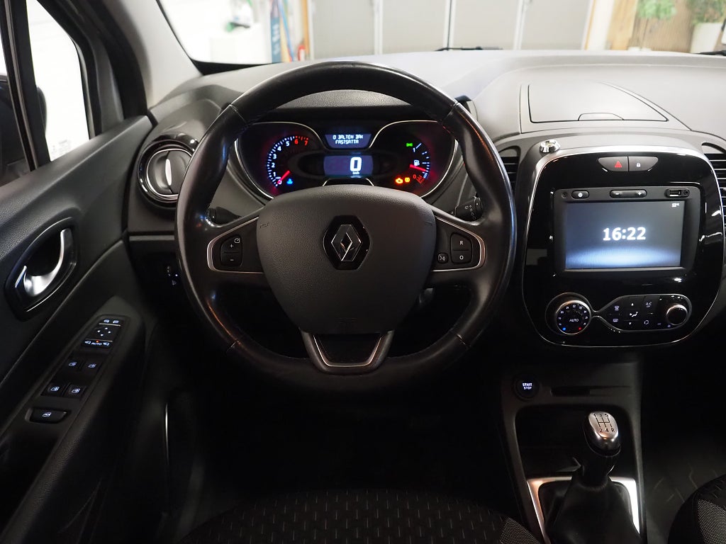 Renault Captur 0.9 TCe 90hk Intens Kamera Navi Parkeringspaket Carplay 2019
