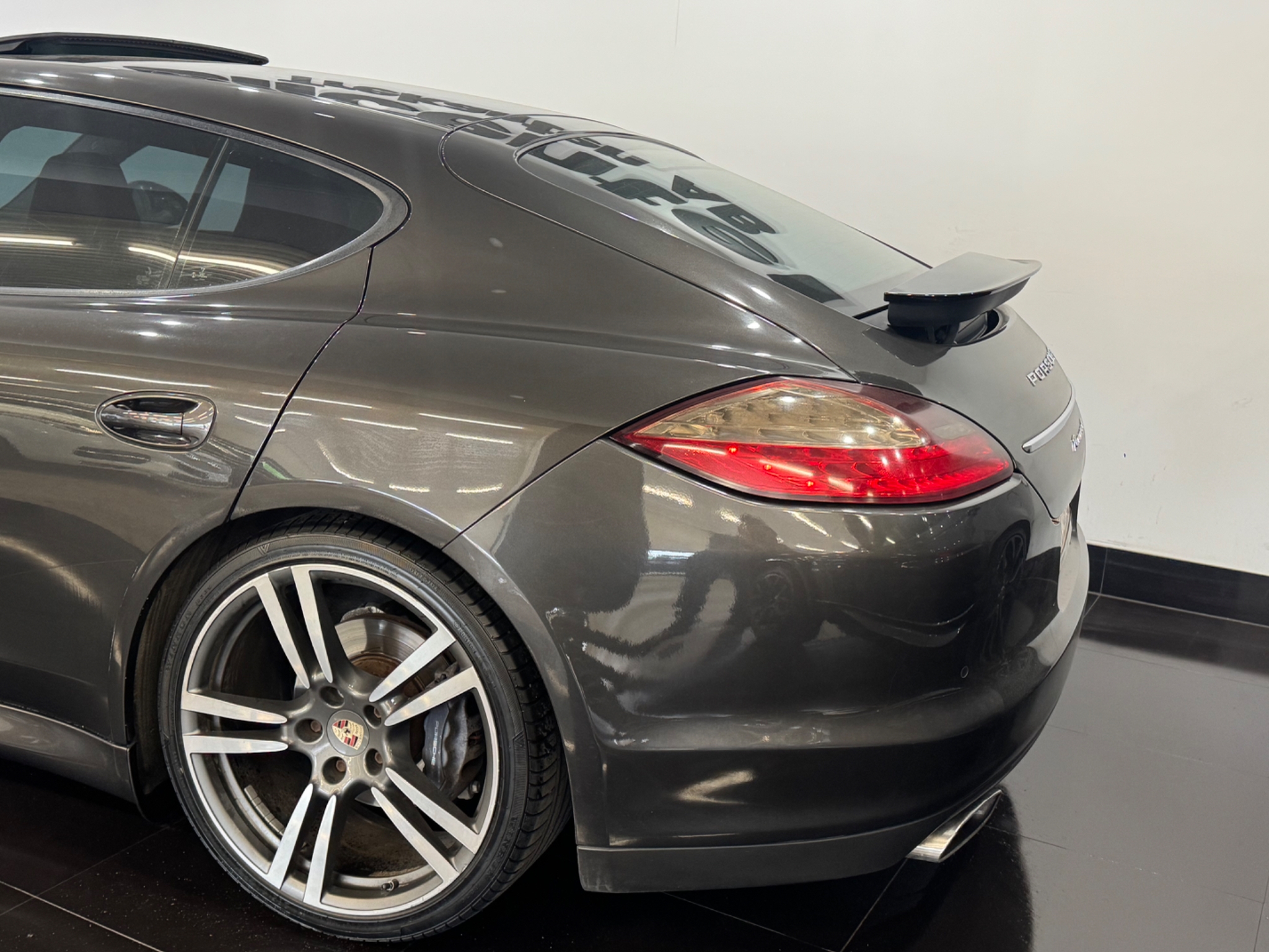 Porsche Panamera 2011, kuva 4/37