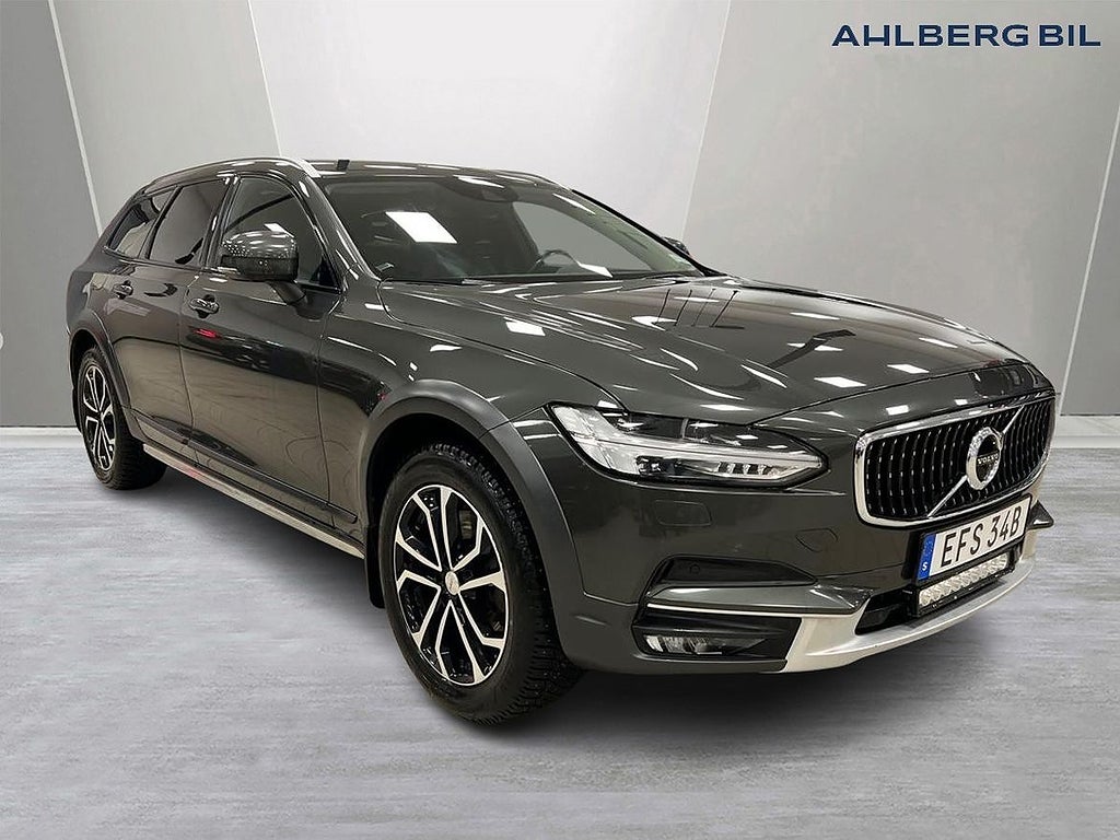 Volvo V90 Cross Country D4 AWD Advanced SE II, Läderklädsel, Parkeringskamera 360, Dragk