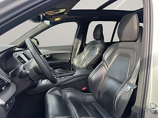 SUV Volvo XC90 3 av 4