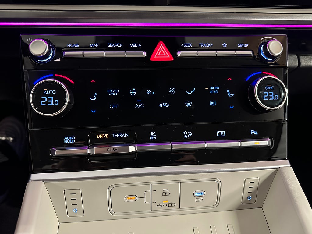 Hyundai Santa Fe Advanced AWD PHEV 252hk 2,49% ränta thumbnail